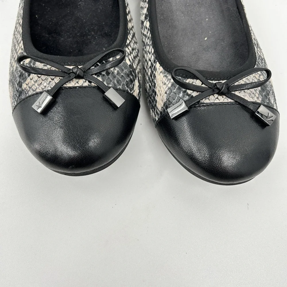 Vionic Womens Minna Ballet Bow Flat Size 10 Snake Print Comfort Slip On Black